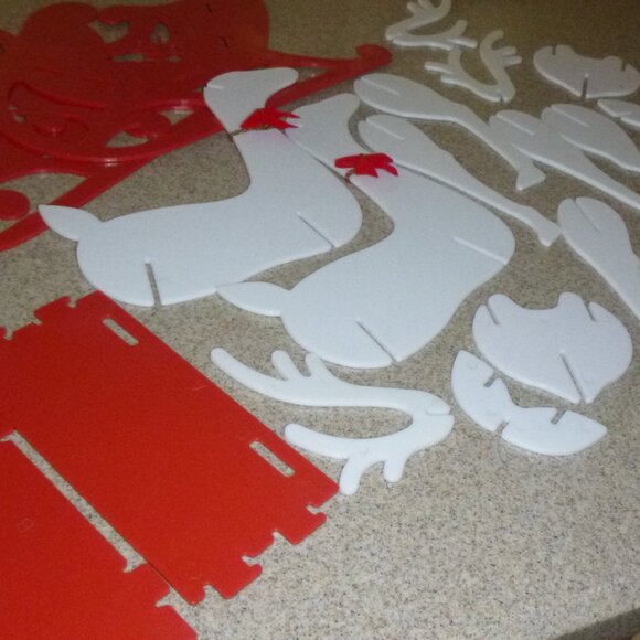 Santa Sleigh and Reindeers Decoration, 25pcs - Picture 7 of 7